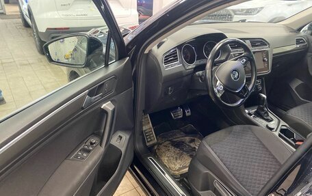 Volkswagen Tiguan II, 2018 год, 2 913 000 рублей, 10 фотография