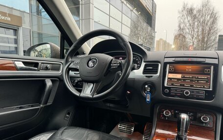 Volkswagen Touareg III, 2010 год, 2 099 000 рублей, 7 фотография