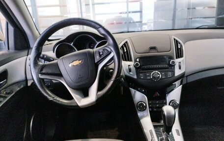 Chevrolet Cruze II, 2013 год, 980 000 рублей, 7 фотография
