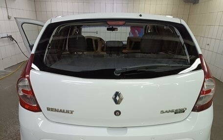 Renault Sandero I, 2011 год, 800 000 рублей, 13 фотография