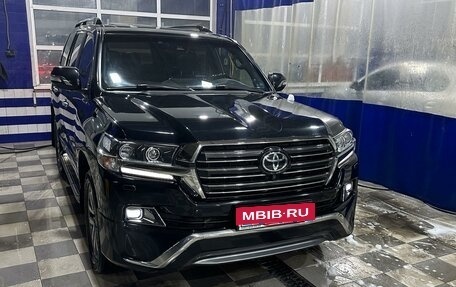 Toyota Land Cruiser 200, 2016 год, 7 800 000 рублей, 5 фотография