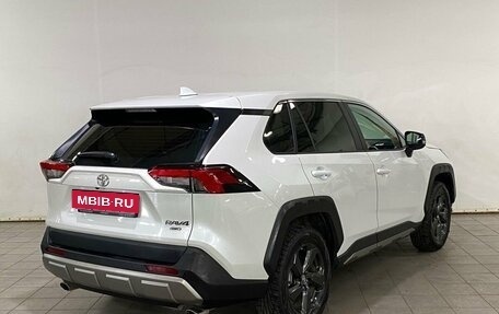 Toyota RAV4, 2022 год, 3 947 000 рублей, 4 фотография