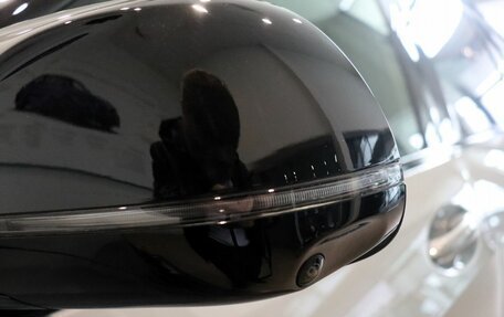 BMW X7, 2023 год, 21 000 000 рублей, 38 фотография