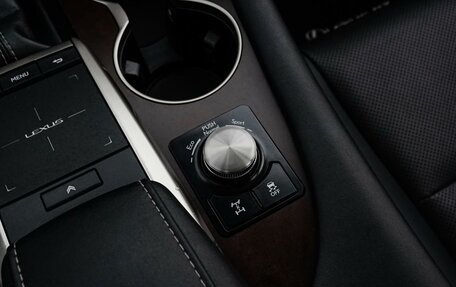 Lexus RX IV рестайлинг, 2020 год, 6 032 000 рублей, 10 фотография