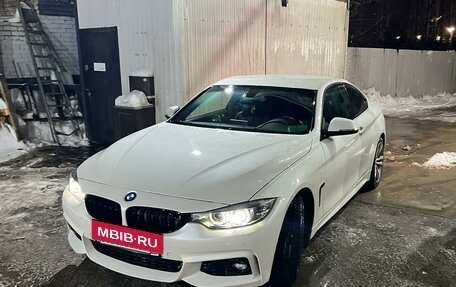 BMW 4 серия, 2018 год, 3 000 000 рублей, 6 фотография