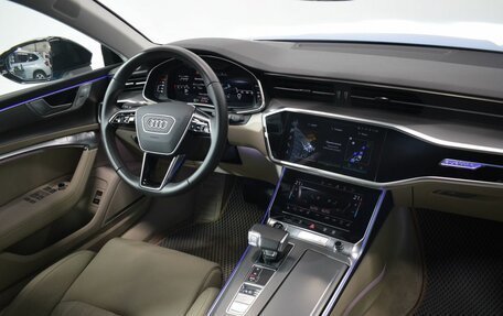 Audi A7, 2021 год, 7 100 000 рублей, 13 фотография