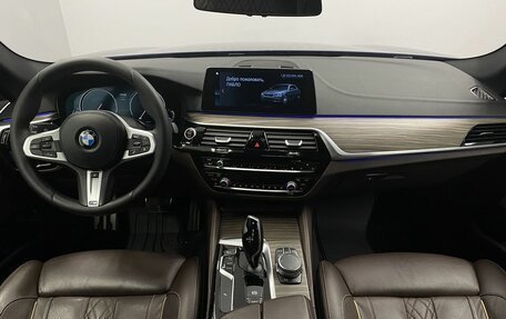 BMW 5 серия, 2017 год, 3 999 000 рублей, 15 фотография