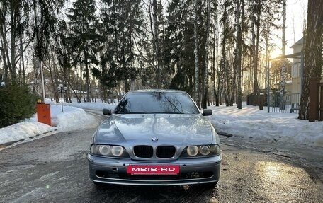 BMW 5 серия, 2002 год, 687 000 рублей, 9 фотография
