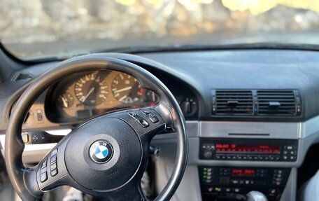 BMW 5 серия, 2002 год, 687 000 рублей, 18 фотография