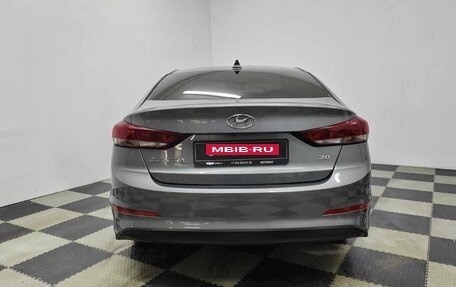 Hyundai Elantra VI рестайлинг, 2018 год, 1 720 000 рублей, 5 фотография