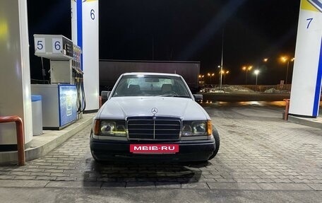 Mercedes-Benz E-Класс, 1992 год, 250 000 рублей, 3 фотография