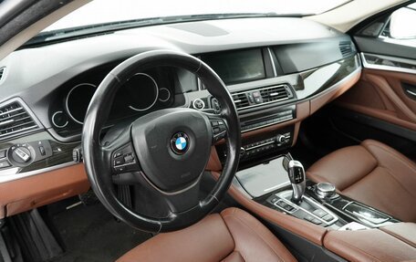 BMW 5 серия, 2016 год, 3 490 000 рублей, 12 фотография