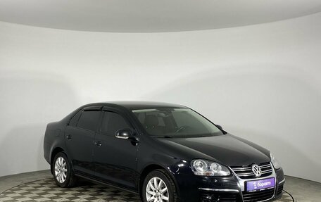 Volkswagen Jetta VI, 2010 год, 850 000 рублей, 2 фотография