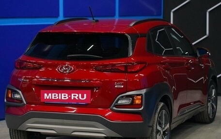 Hyundai Kona I, 2018 год, 2 500 000 рублей, 5 фотография