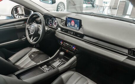 Mazda 6, 2024 год, 3 800 000 рублей, 14 фотография