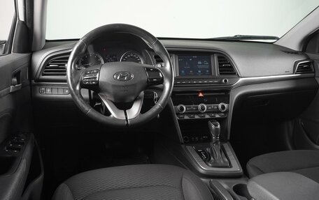 Hyundai Elantra VI рестайлинг, 2020 год, 1 889 000 рублей, 6 фотография
