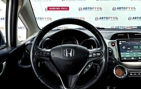 Honda Jazz II рестайлинг, 2011 год, 1 032 000 рублей, 13 фотография