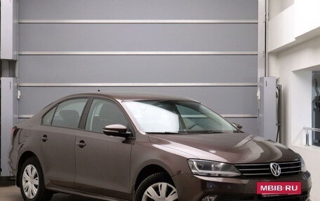 Volkswagen Jetta VI, 2017 год, 1 497 000 рублей, 3 фотография