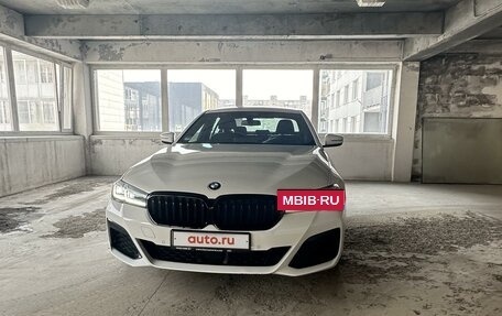 BMW 5 серия, 2020 год, 5 800 000 рублей, 18 фотография