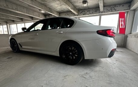BMW 5 серия, 2020 год, 5 800 000 рублей, 28 фотография