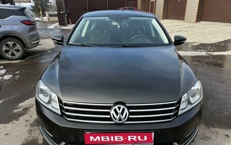 Volkswagen Passat B7, 2012 год, 930 000 рублей, 1 фотография