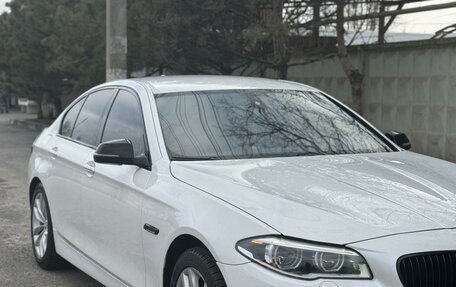 BMW 5 серия, 2016 год, 2 320 000 рублей, 3 фотография