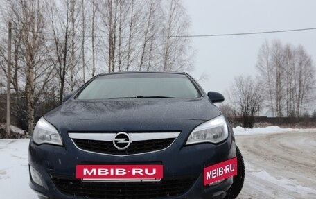 Opel Astra J, 2011 год, 590 000 рублей, 5 фотография