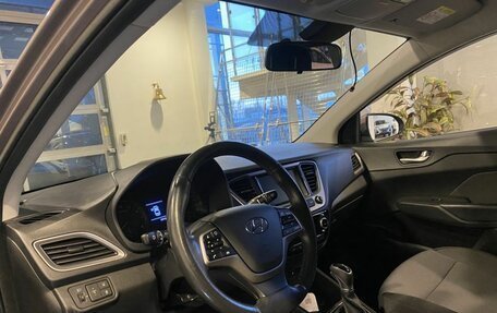 Hyundai Solaris II рестайлинг, 2018 год, 1 620 000 рублей, 23 фотография
