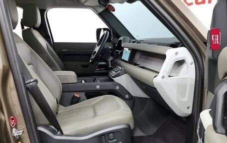 Land Rover Defender II, 2020 год, 5 664 000 рублей, 10 фотография