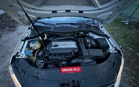 Volkswagen Passat B7, 2011 год, 1 100 000 рублей, 14 фотография