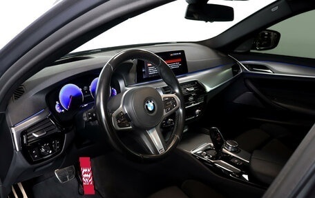 BMW 5 серия, 2019 год, 4 700 000 рублей, 16 фотография