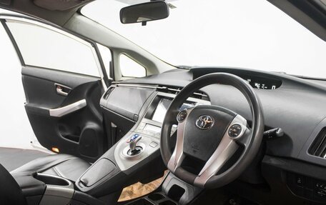 Toyota Prius, 2013 год, 1 179 000 рублей, 8 фотография