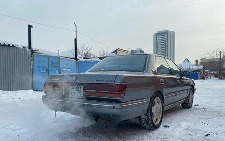 Toyota Crown, 1987 год, 350 000 рублей, 24 фотография