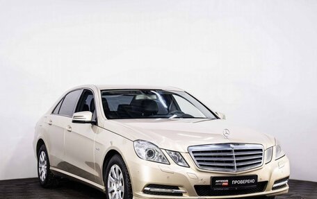 Mercedes-Benz E-Класс, 2010 год, 1 350 000 рублей, 3 фотография