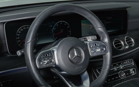 Mercedes-Benz E-Класс, 2019 год, 4 049 000 рублей, 17 фотография