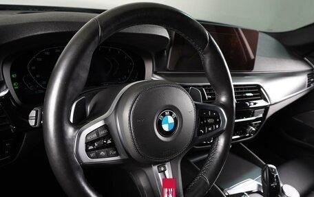 BMW 5 серия, 2021 год, 6 930 000 рублей, 9 фотография