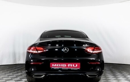 Mercedes-Benz C-Класс, 2018 год, 3 745 987 рублей, 6 фотография