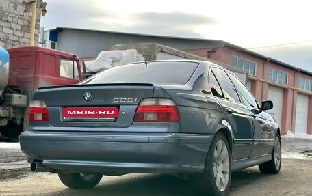 BMW 5 серия, 2000 год, 685 000 рублей, 8 фотография