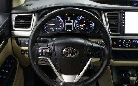 Toyota Highlander III, 2014 год, 3 425 000 рублей, 6 фотография