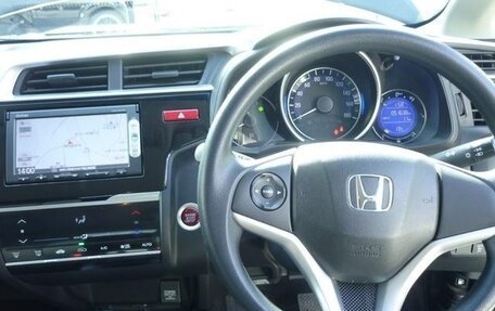 Honda Fit III, 2015 год, 900 010 рублей, 12 фотография