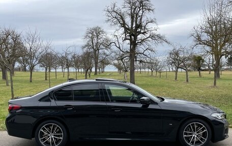 BMW 5 серия, 2021 год, 3 170 000 рублей, 9 фотография