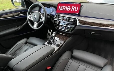 BMW 5 серия, 2021 год, 3 170 000 рублей, 11 фотография