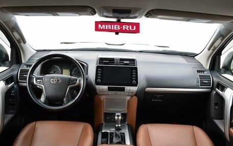Toyota Land Cruiser Prado 150 рестайлинг 2, 2021 год, 6 169 000 рублей, 10 фотография