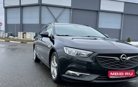 Opel Insignia II рестайлинг, 2017 год, 1 850 000 рублей, 2 фотография