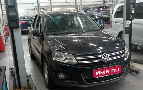 Volkswagen Tiguan I, 2012 год, 1 589 000 рублей, 2 фотография