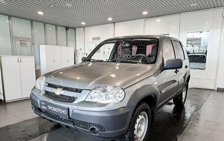 Chevrolet Niva I рестайлинг, 2015 год, 784 300 рублей, 19 фотография