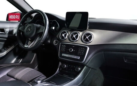 Mercedes-Benz GLA, 2019 год, 2 550 000 рублей, 9 фотография