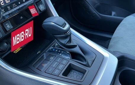 Toyota RAV4, 2023 год, 4 750 000 рублей, 23 фотография