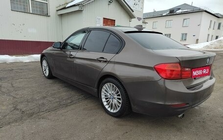 BMW 3 серия, 2013 год, 1 750 000 рублей, 12 фотография