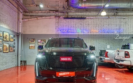 Cadillac Escalade V, 2023 год, 18 049 500 рублей, 2 фотография